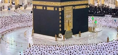 14 Nights 4 Star December Group Umrah Package